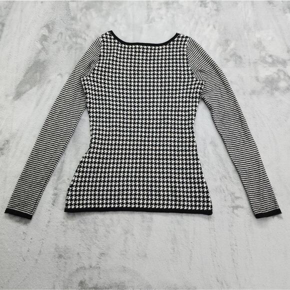 Express Sweater Womens M Black White Houndstooth Striped Sleeves Merino Wool - Picture 2 of 10